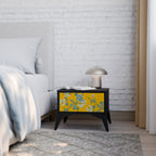 YELLOW CHINOISERIE Mesa de Cabeceira em Acabamento Preto