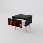 DAHLIAS AND POMEGRANATES Mesa de Cabeceira em Acabamento Preto