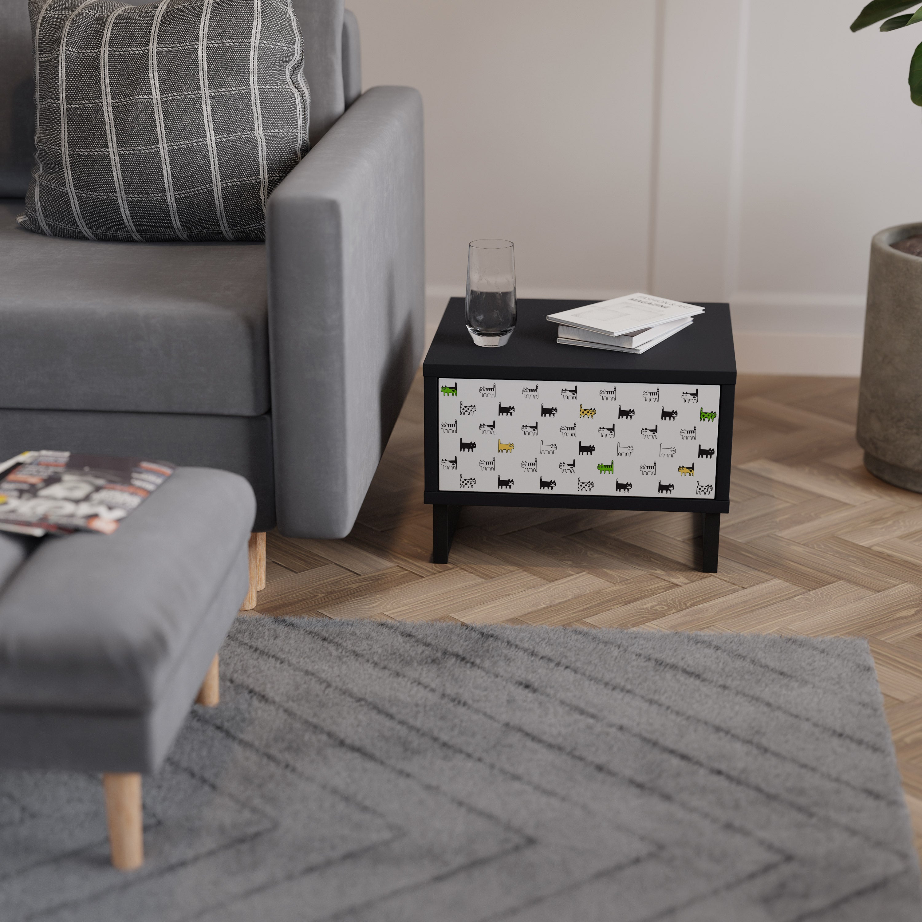 CATS COMPILATION Mesa de Cabeceira em Acabamento Preto