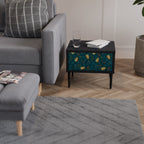 AUTUMN INSECTS Mesa de Cabeceira em Acabamento Preto