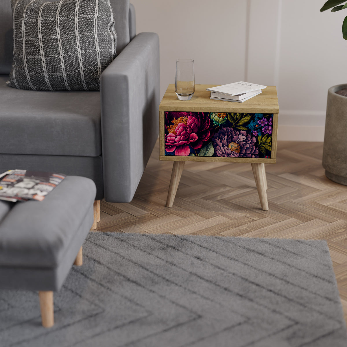 BLOOMING ELEGANCE Mesa de Cabeceira com Gaveta