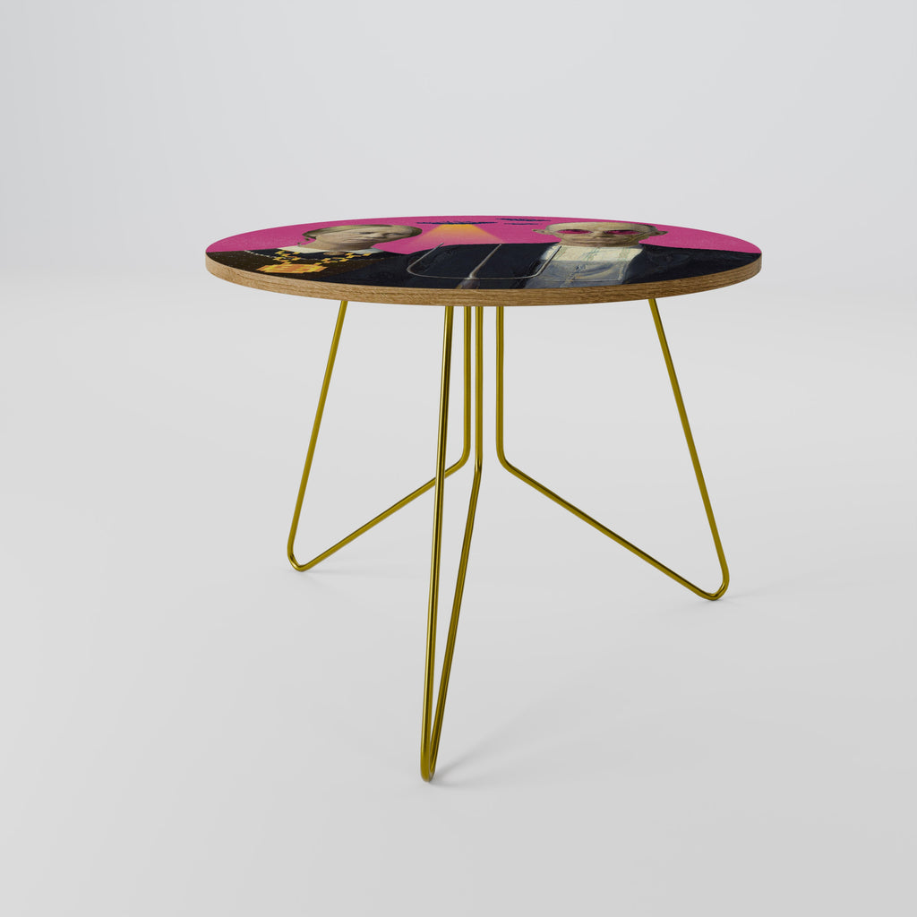 AMERICAN GOTHIC ALIEN Coffee Table 69