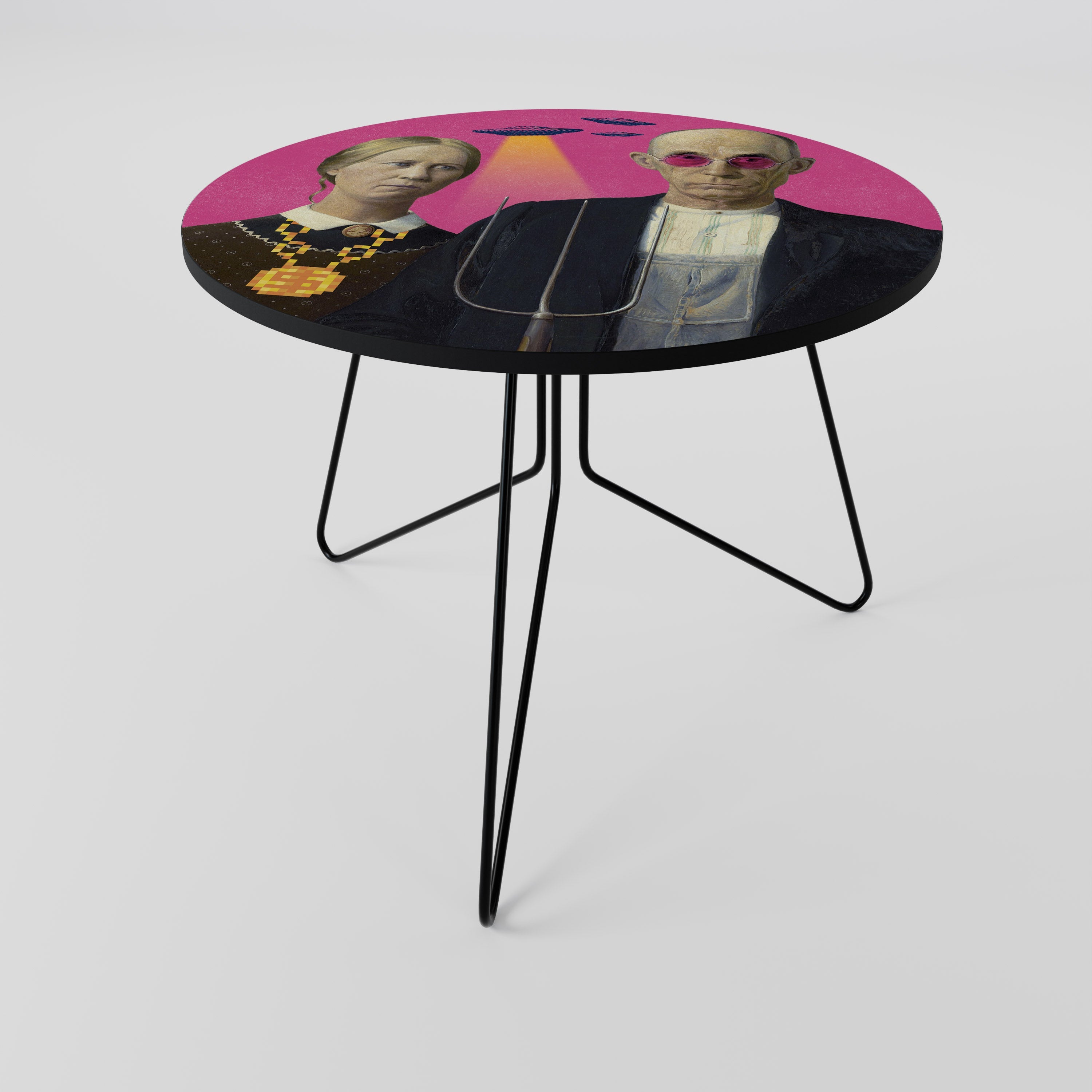 AMERICAN GOTHIC ALIEN Mesa de Centro 69