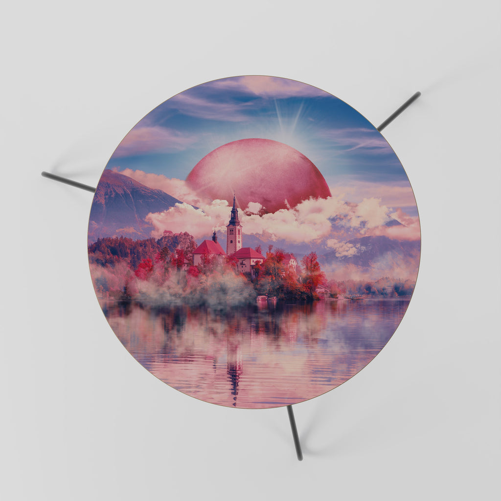 MARS OVER THE BLED LAKE Mesa de Centro 60