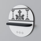 MYTHIC STITCH Prateleira Oval Decorativa em Acabamento Preto