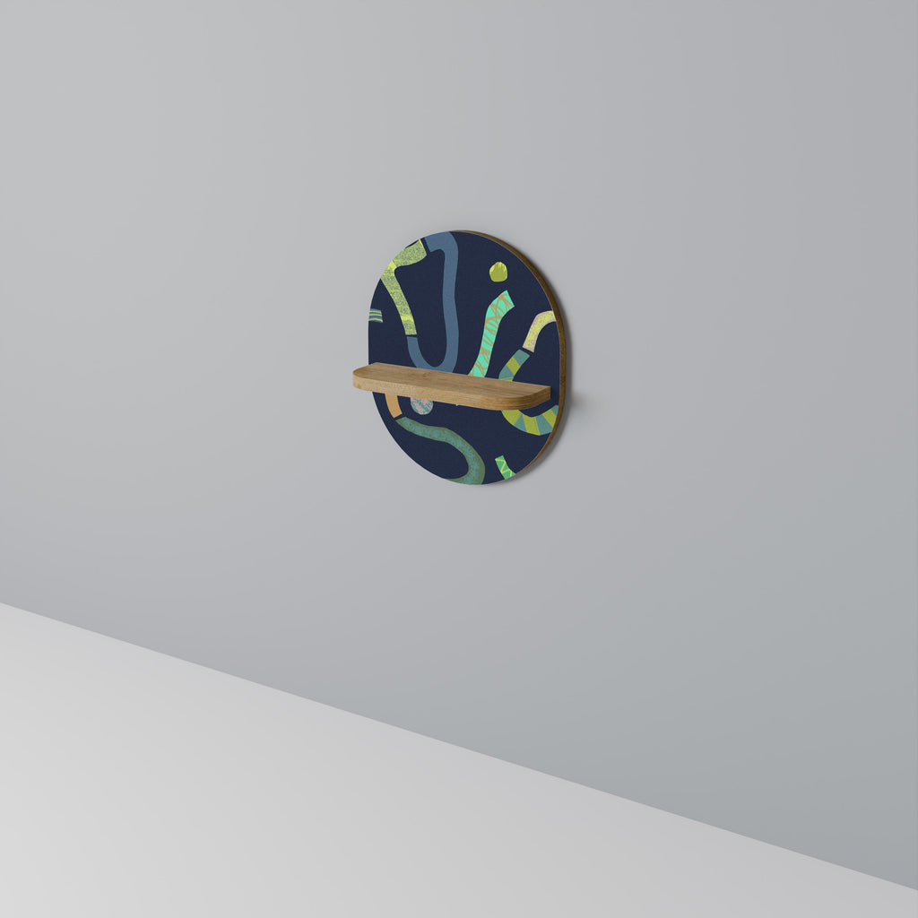 CONTRAST DANCE Oval Art Shelf In Oak Effect