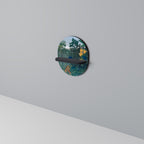 THE REPAST OF THE LION Prateleira Oval Decorativa em Acabamento Preto