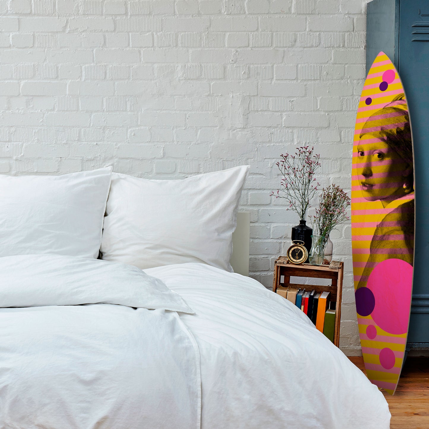 HER WITH A PEARL Painel Decorativo Prancha de Surf