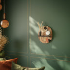 WOMAN, CAT AND EXTRA BROWN Prateleira Oval Decorativa em Acabamento Preto