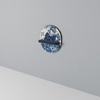 JAPANESE WOMAN Prateleira Oval Decorativa em Acabamento Preto