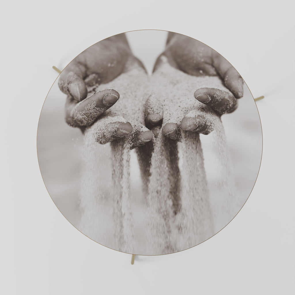 HANDS OF FATE Mesa de Centro 69