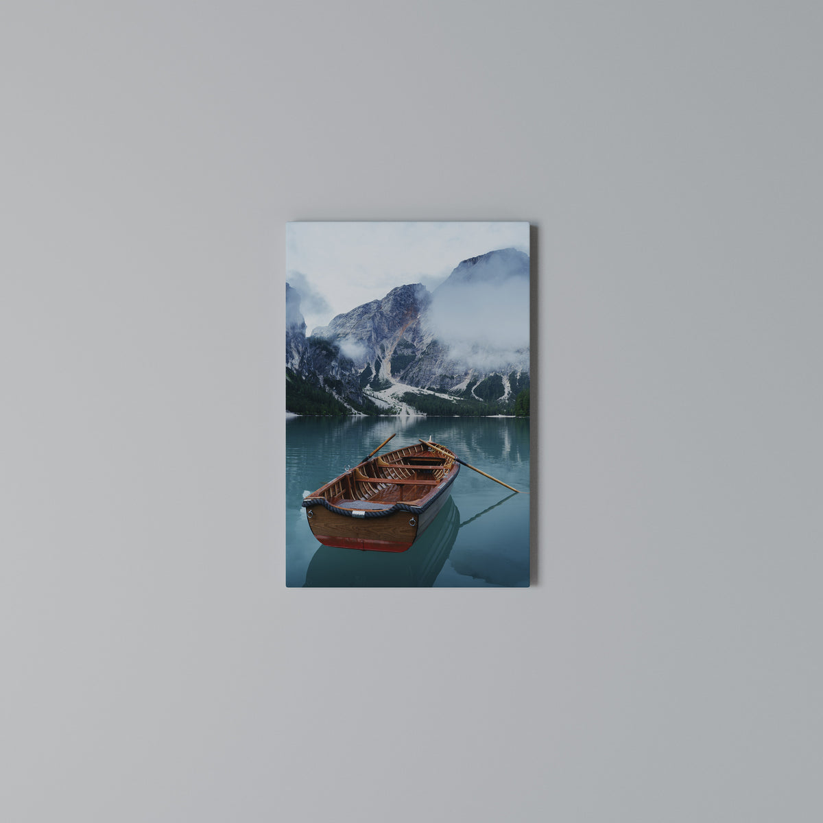 FOGGY MOUNTAIN OASIS Quadro em tela vertical