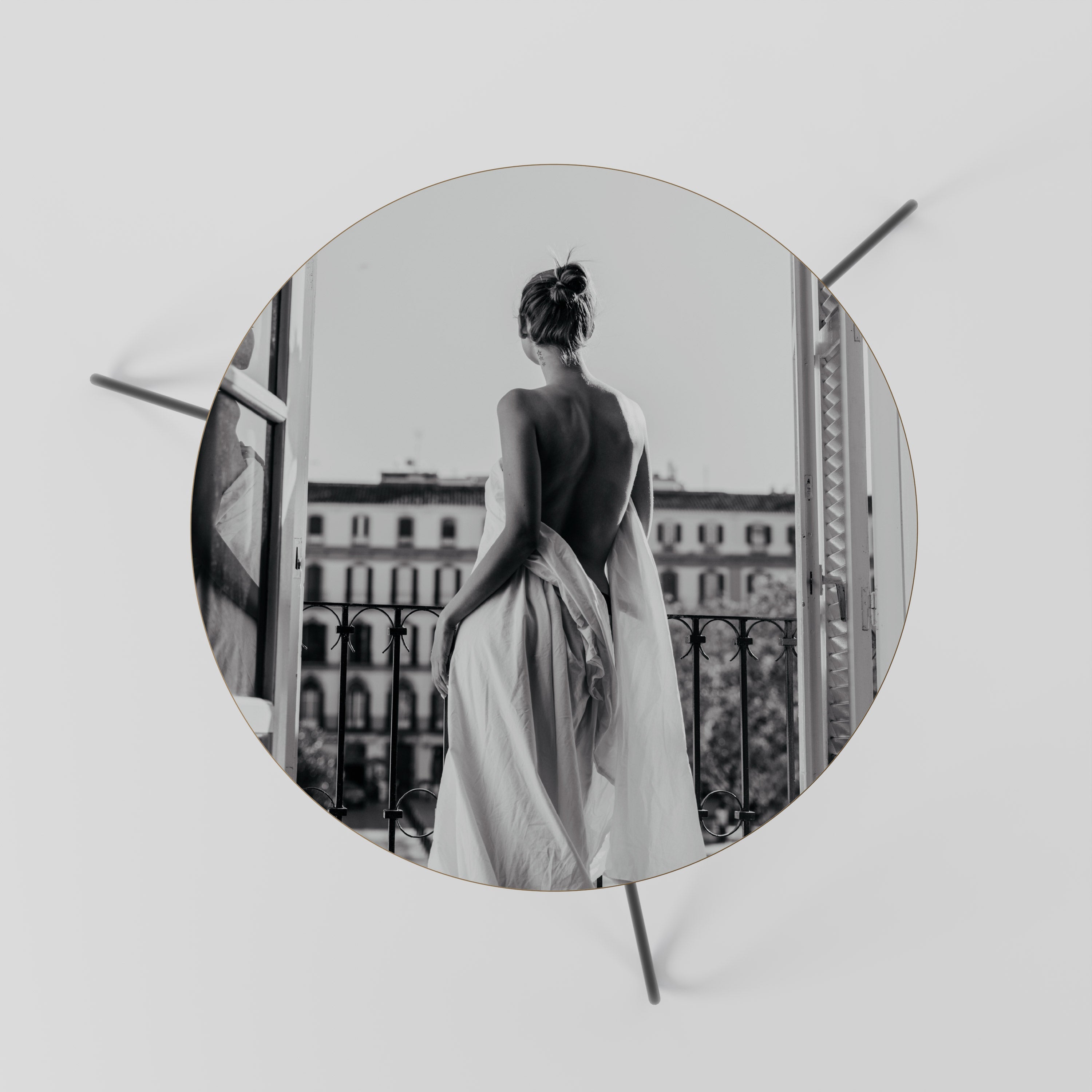 DRESS OF DREAMS Mesa de Centro 60