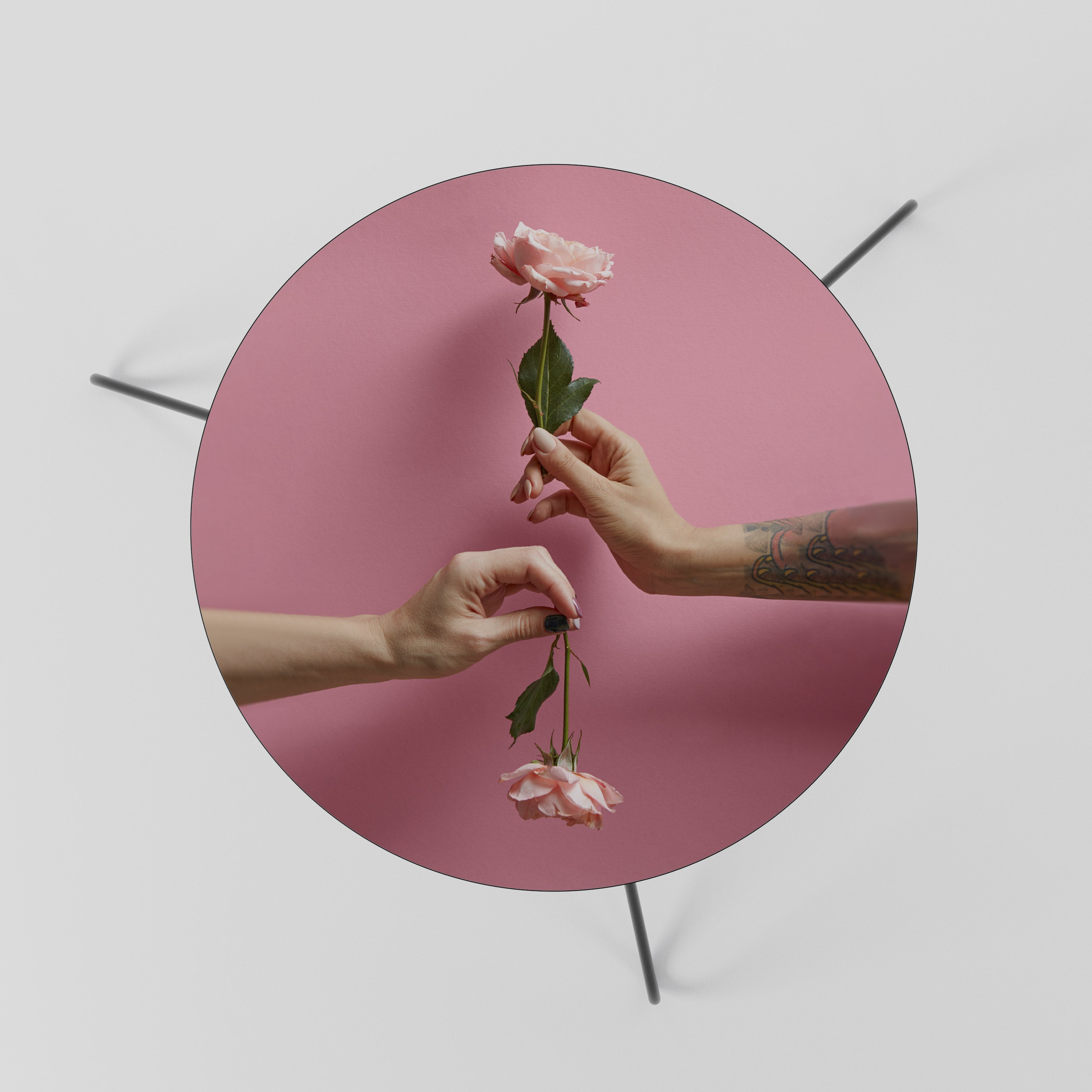 FLORAL CONNECTIONS Coffee Table 60