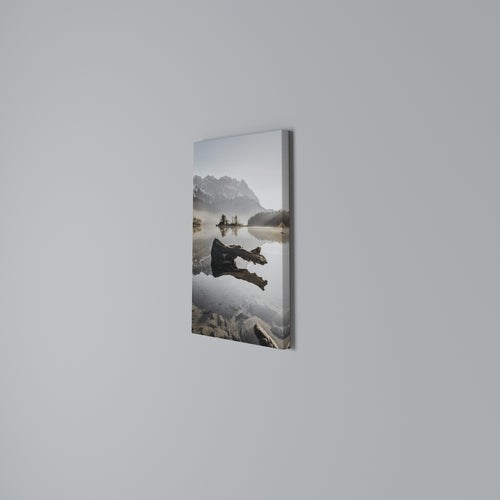 SILENT WATERSCAPE Quadro em tela vertical