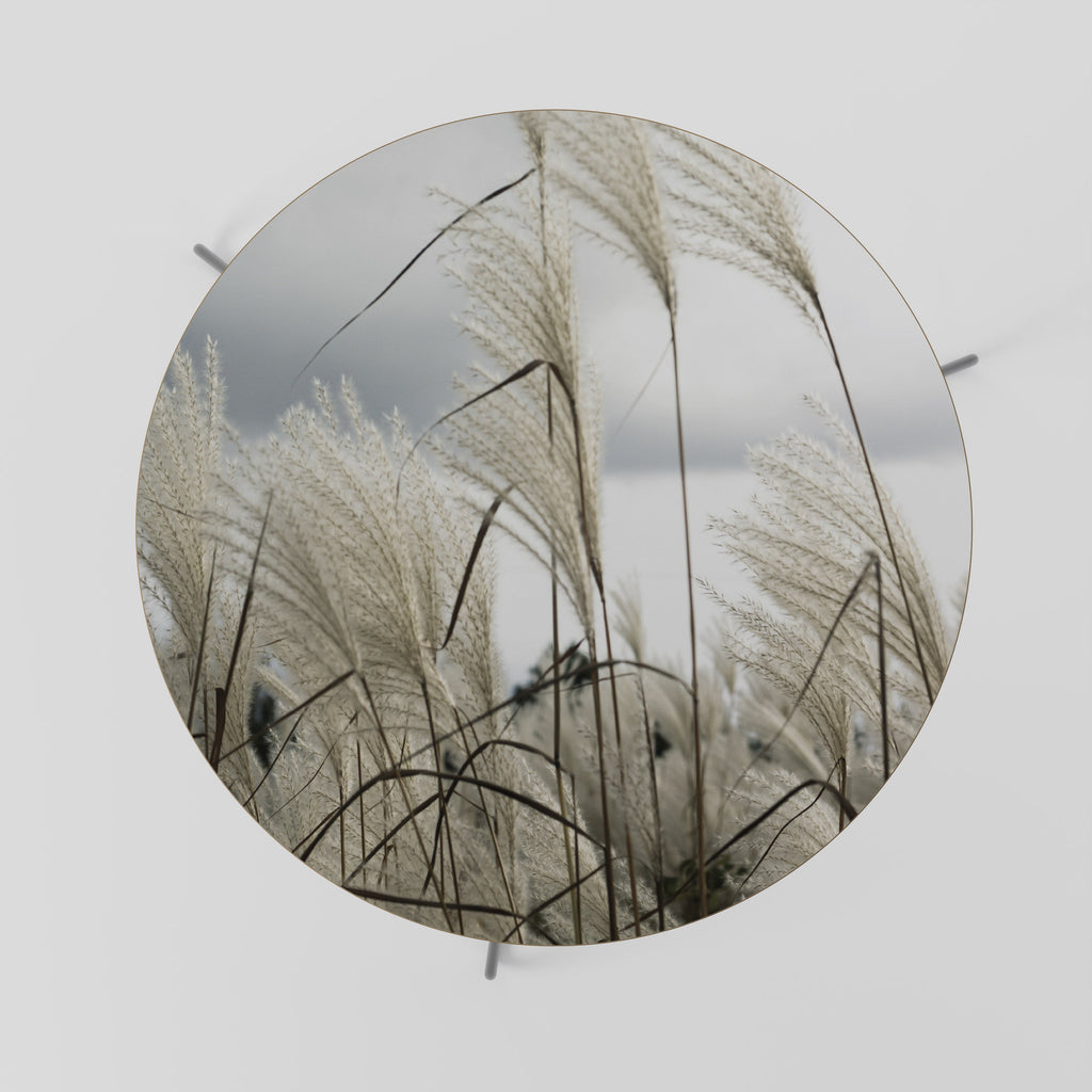 CLOUDS ABOVE GRASS Mesa de Centro 69