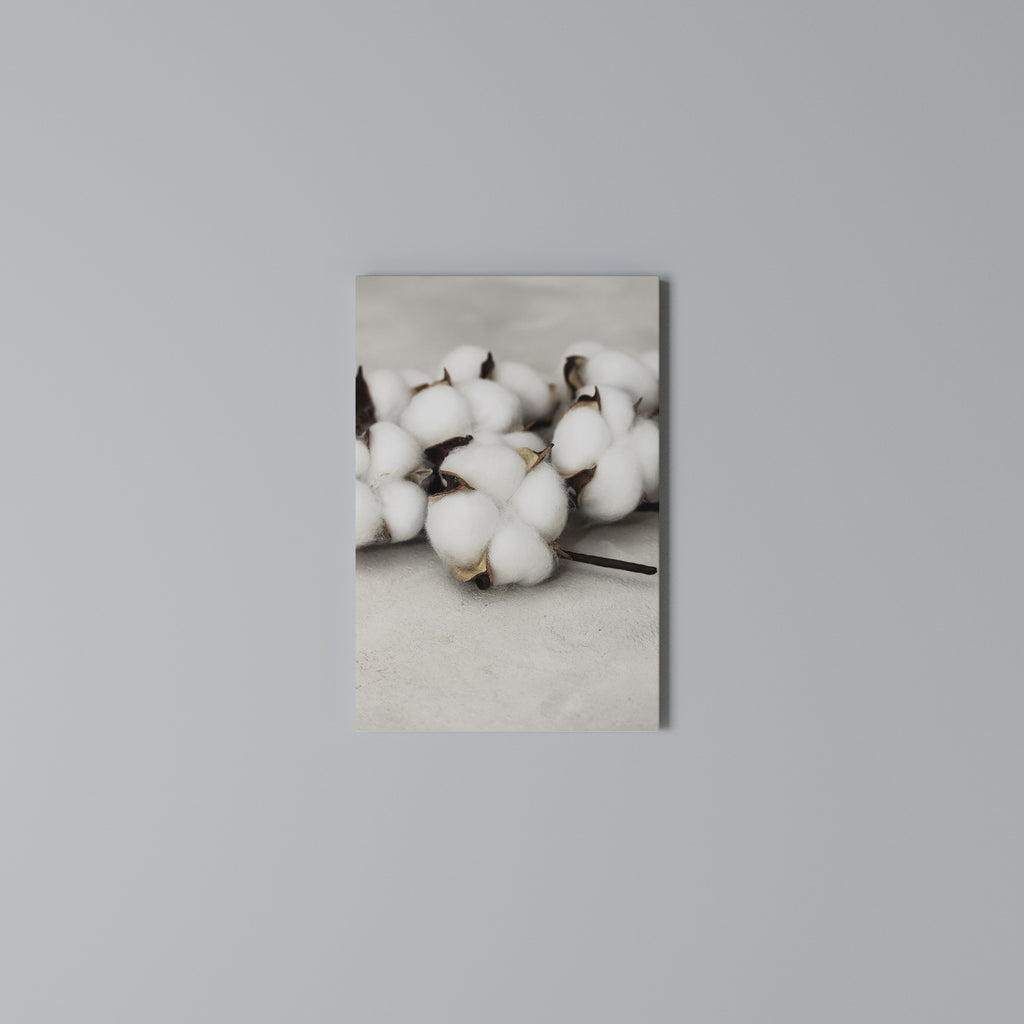 COTTON CLOUDS WHISPERS Quadro em tela vertical
