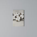 COTTON CLOUDS WHISPERS Quadro em tela vertical