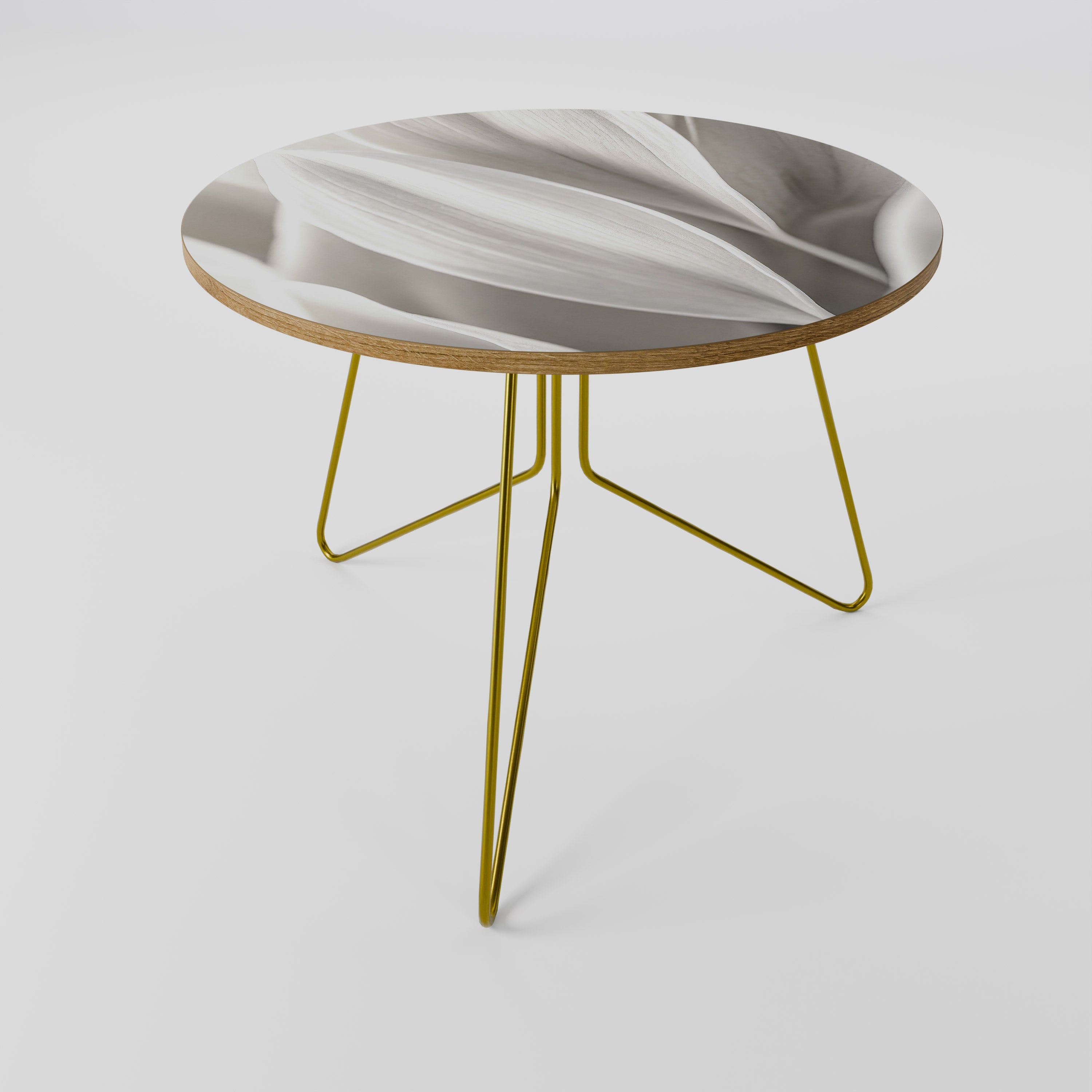 WHISPERS OF WHITE Mesa de Centro 69