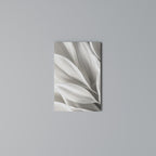 WHISPERS OF WHITE Quadro em tela vertical