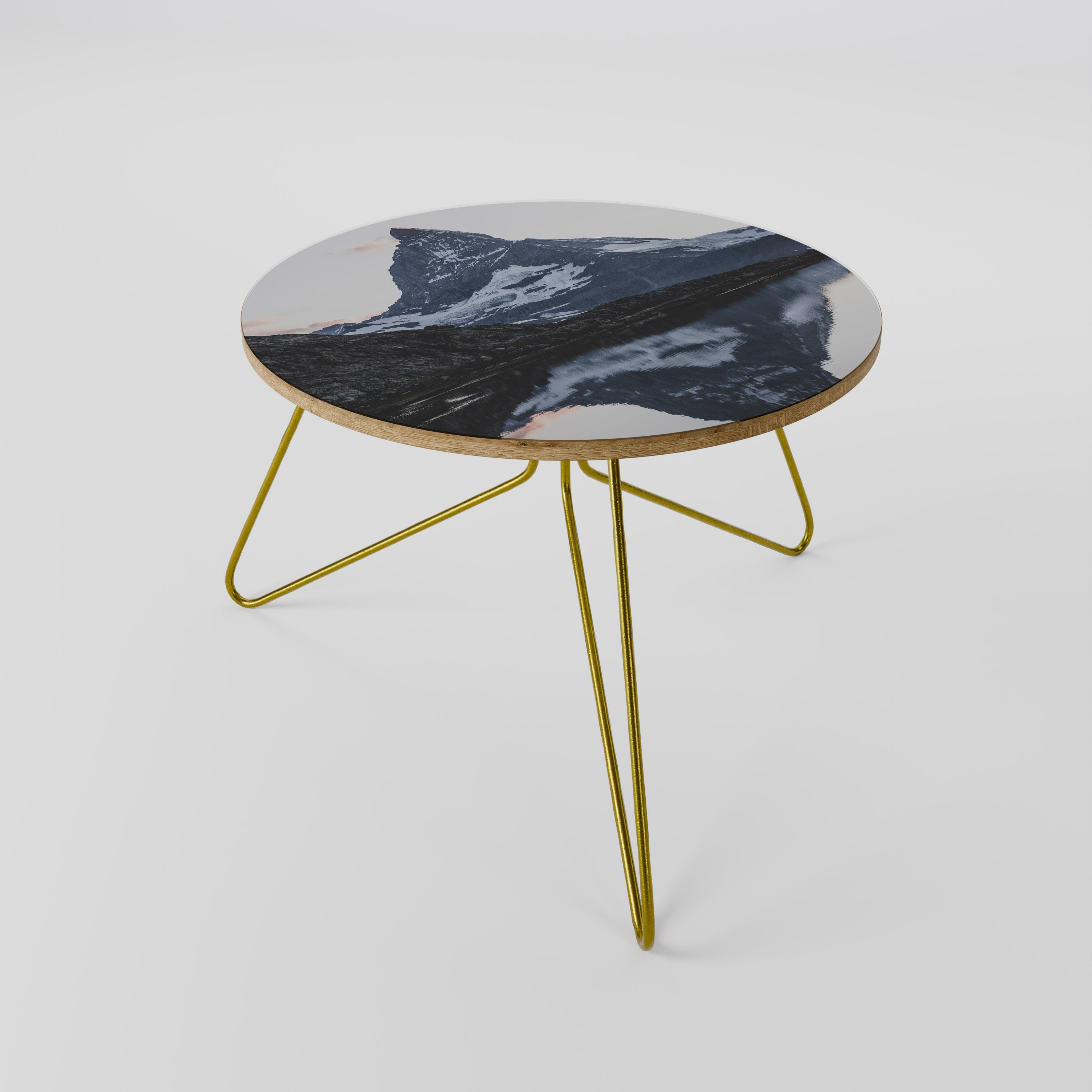 MEMORY OF MATTERHORN Mesa de Centro 60