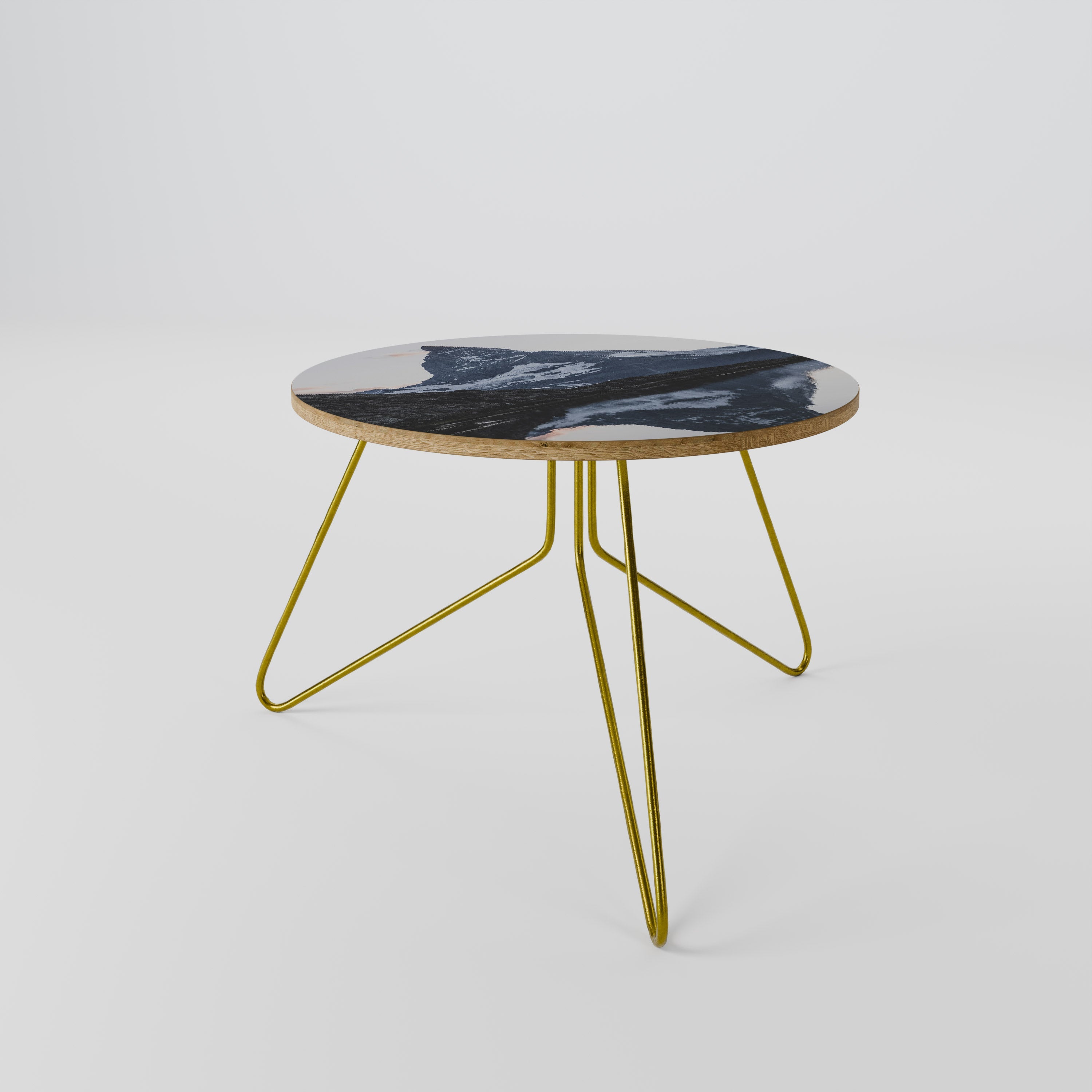 MEMORY OF MATTERHORN Mesa de Centro 60