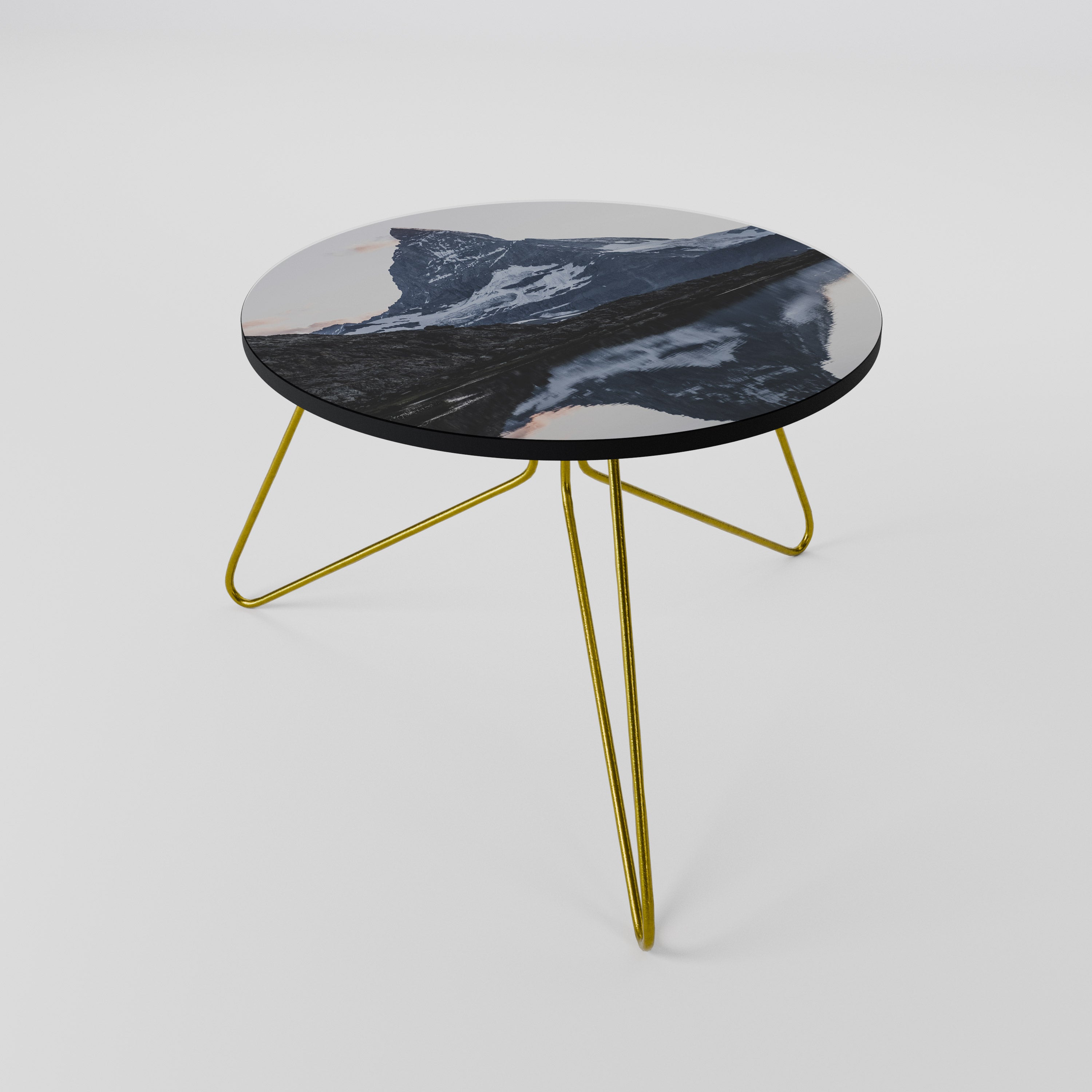 MEMORY OF MATTERHORN Mesa de Centro 60