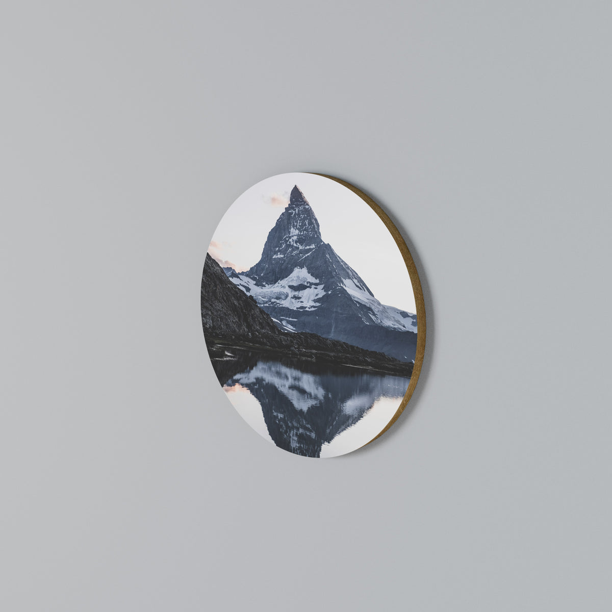 MEMORY OF MATTERHORN Arte de Parede Redonda