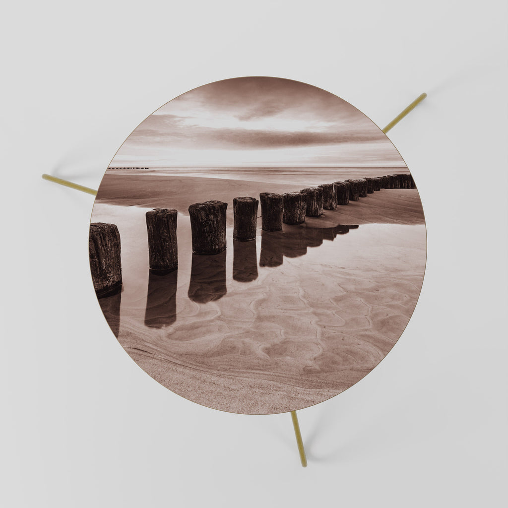 SERENE SHORELINE SEQUENCE Mesa de Centro 60