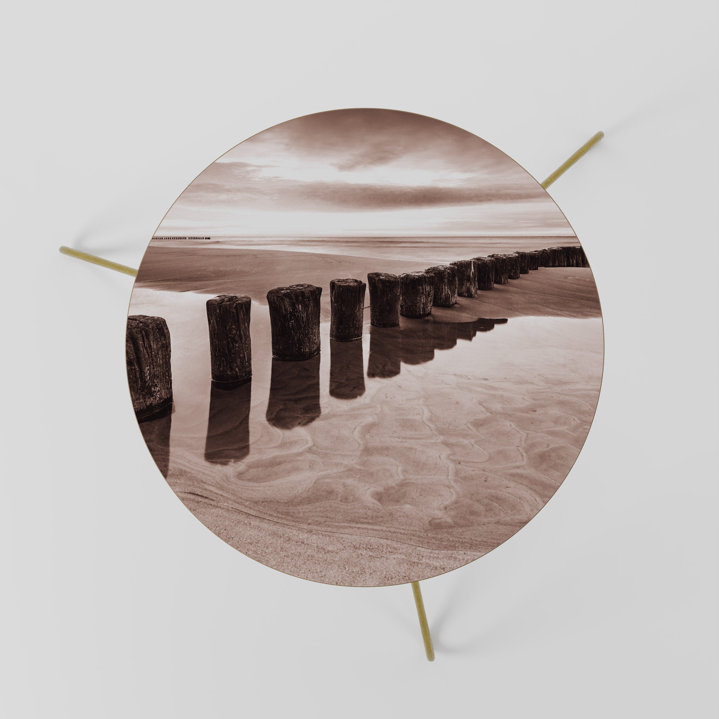 SERENE SHORELINE SEQUENCE Mesa de Centro 60