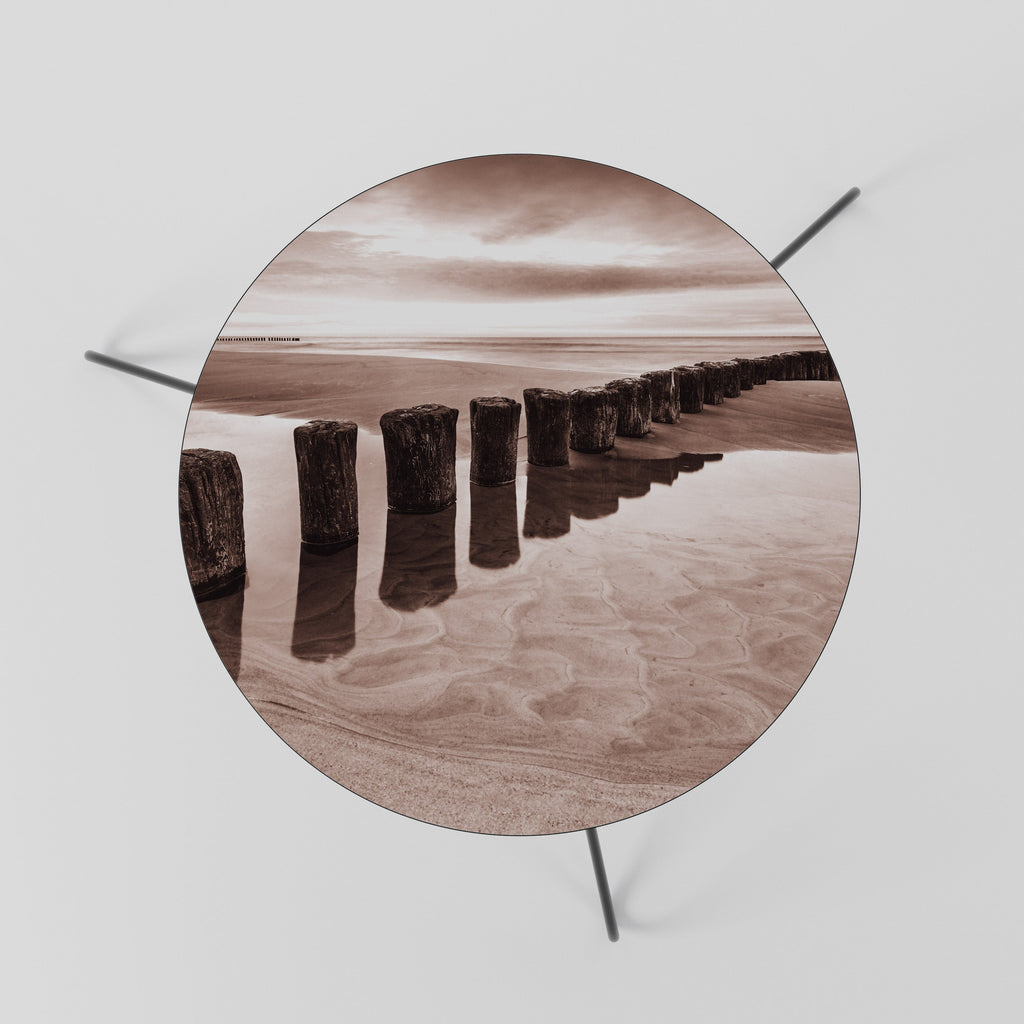 SERENE SHORELINE SEQUENCE Mesa de Centro 60