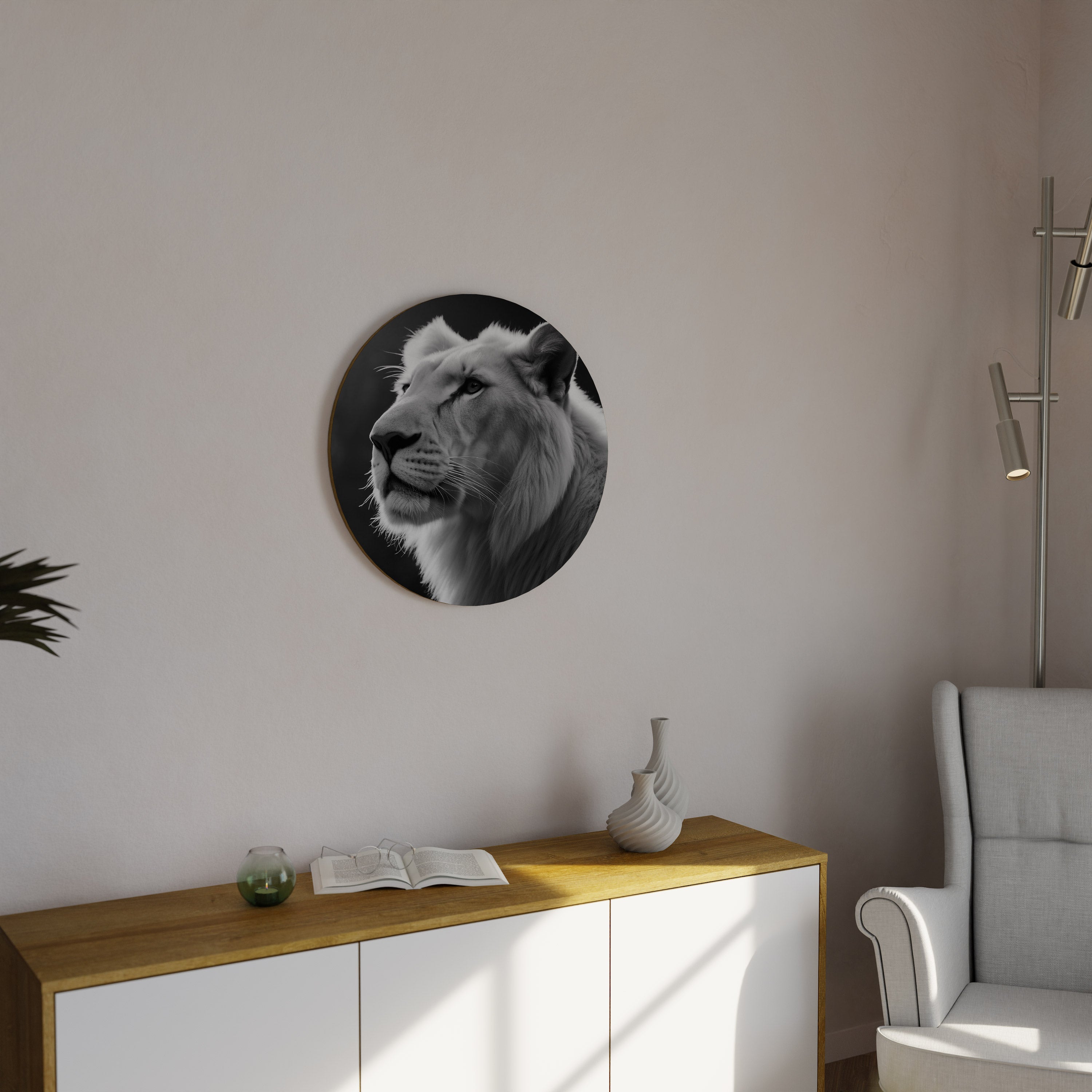 WHISPERS OF MAJESTY Round Wall Art