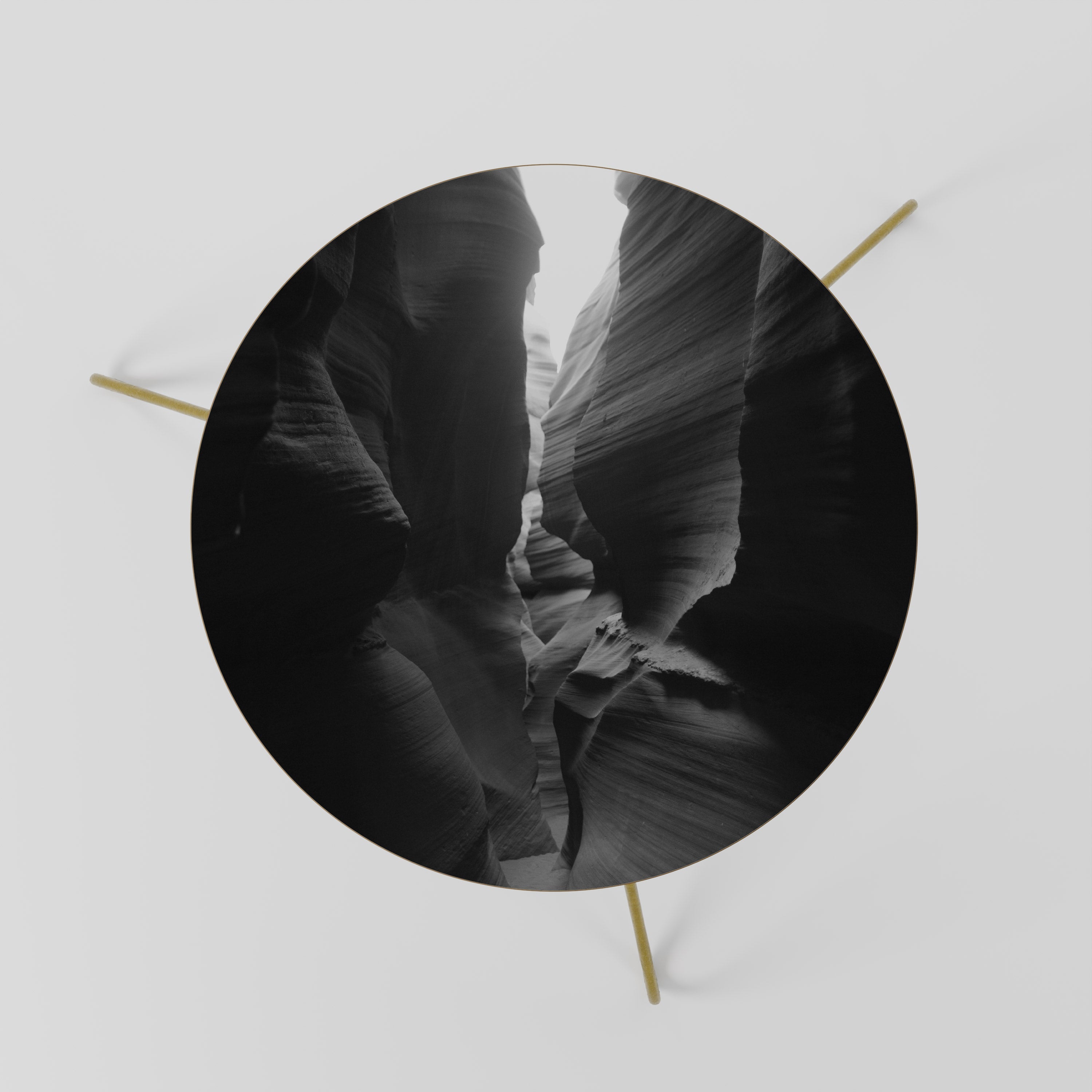 TIME'S WHISPERING CANYON Mesa de Centro 60