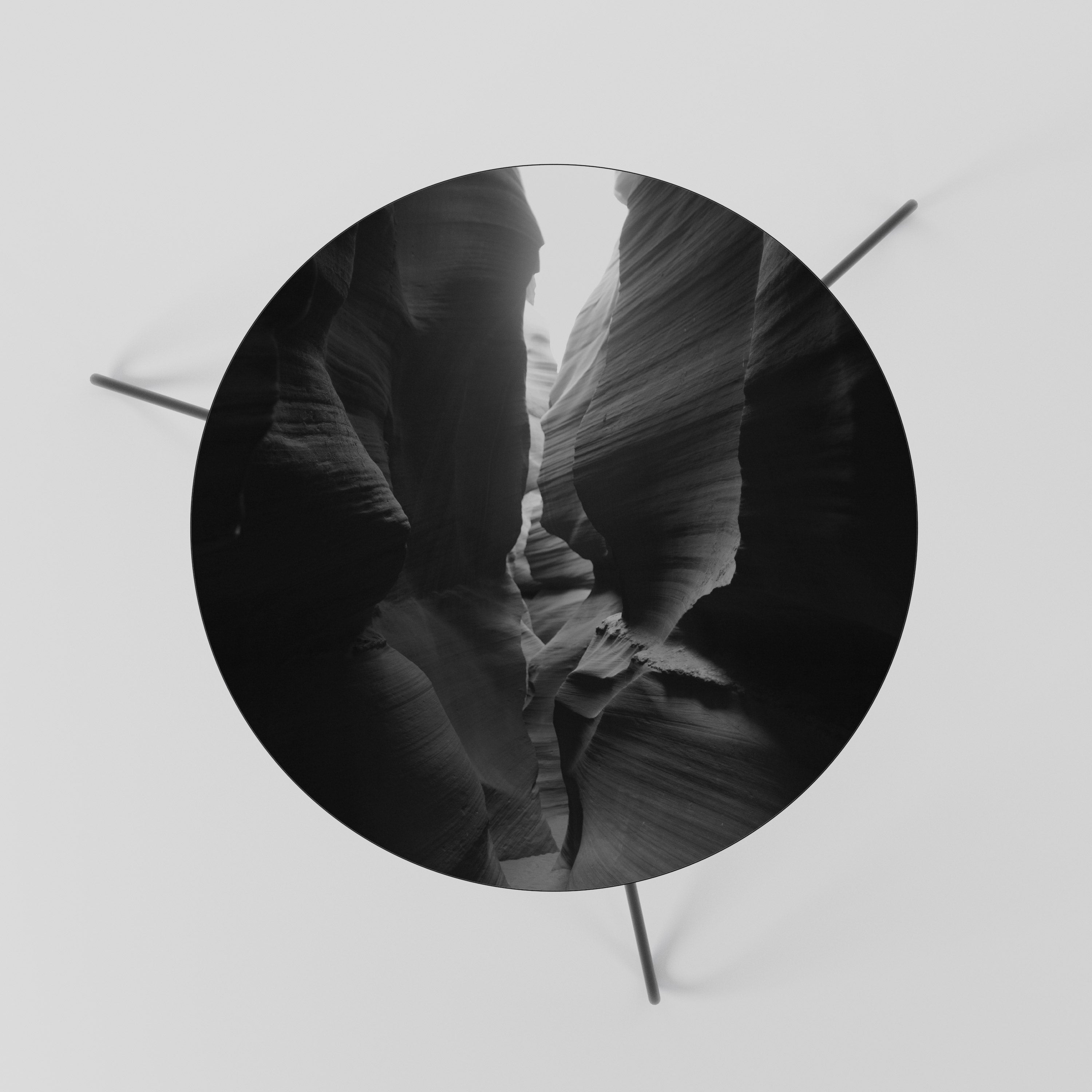 TIME'S WHISPERING CANYON Mesa de Centro 60