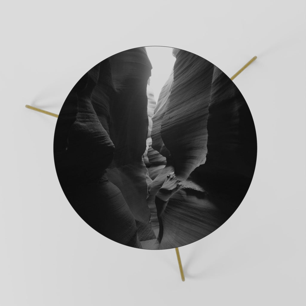 TIME'S WHISPERING CANYON Mesa de Centro 60