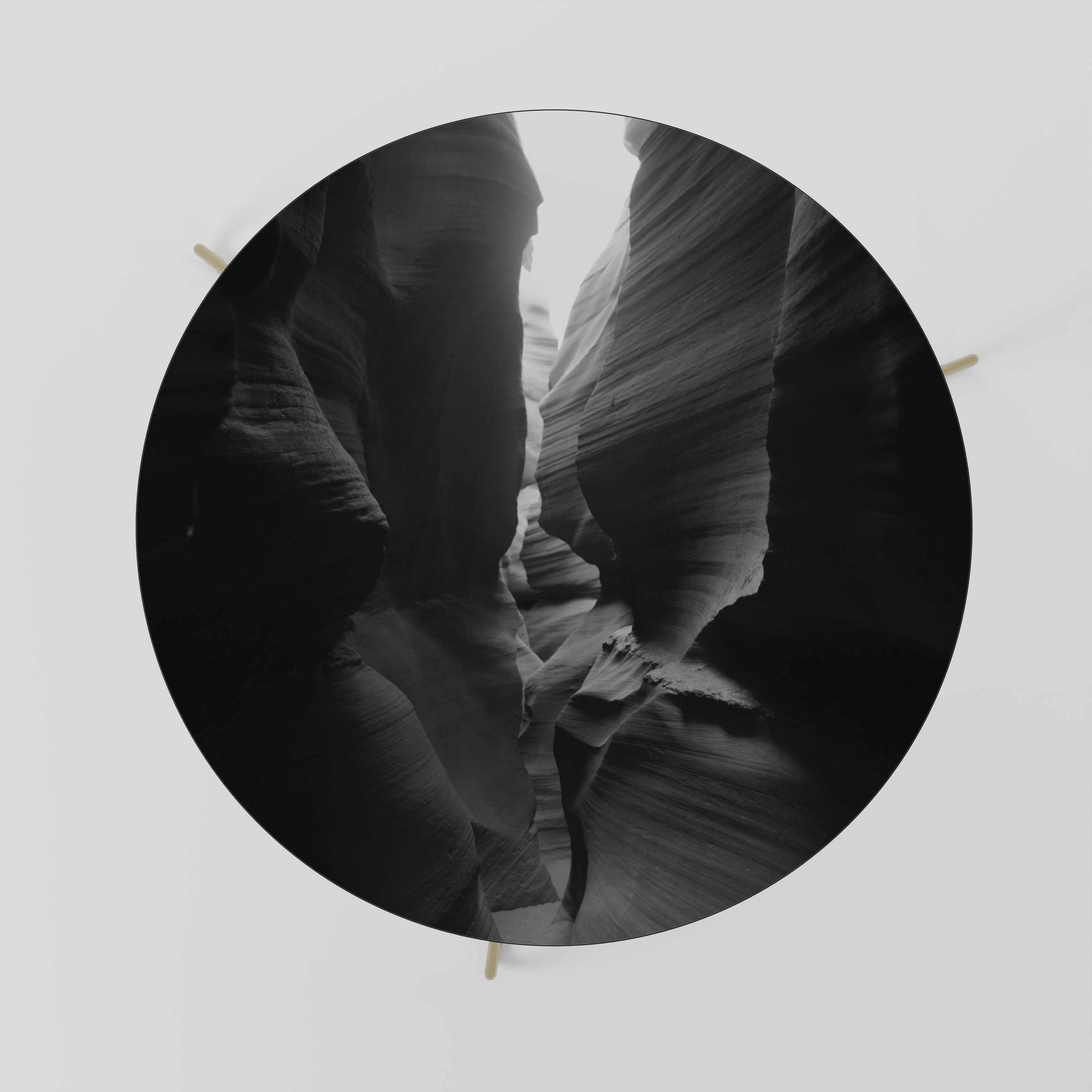 TIME'S WHISPERING CANYON Mesa de Centro 69