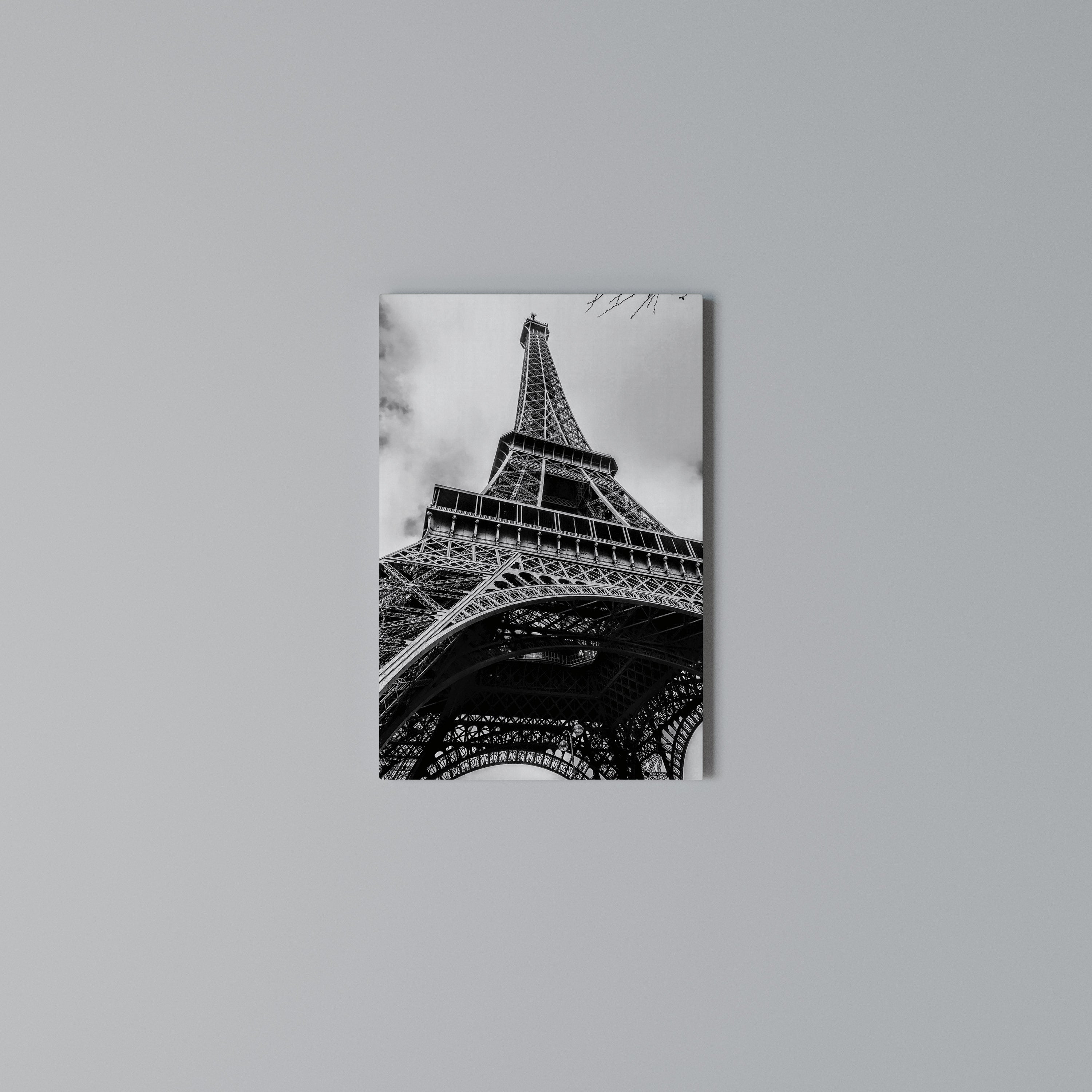 MONOCHROME PARISIAN ICON Quadro em tela vertical