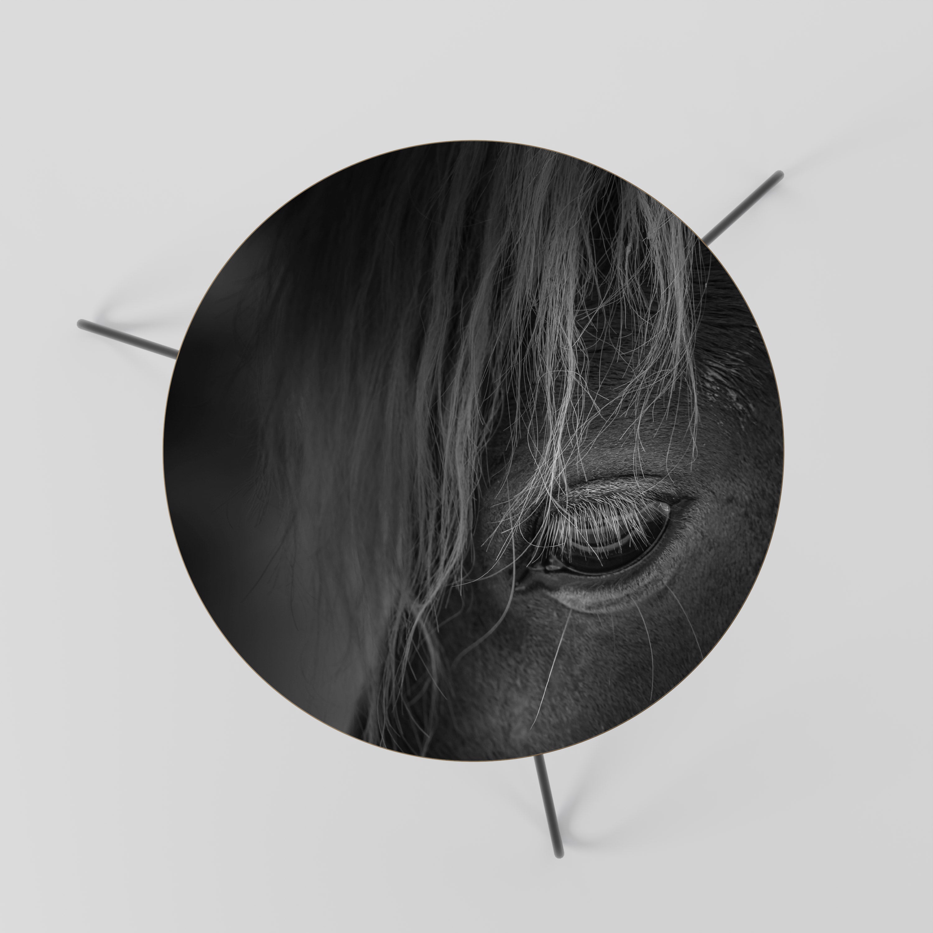 SILENT STRENGTH Mesa de Centro 60