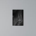 SILENT STRENGTH Quadro em tela vertical