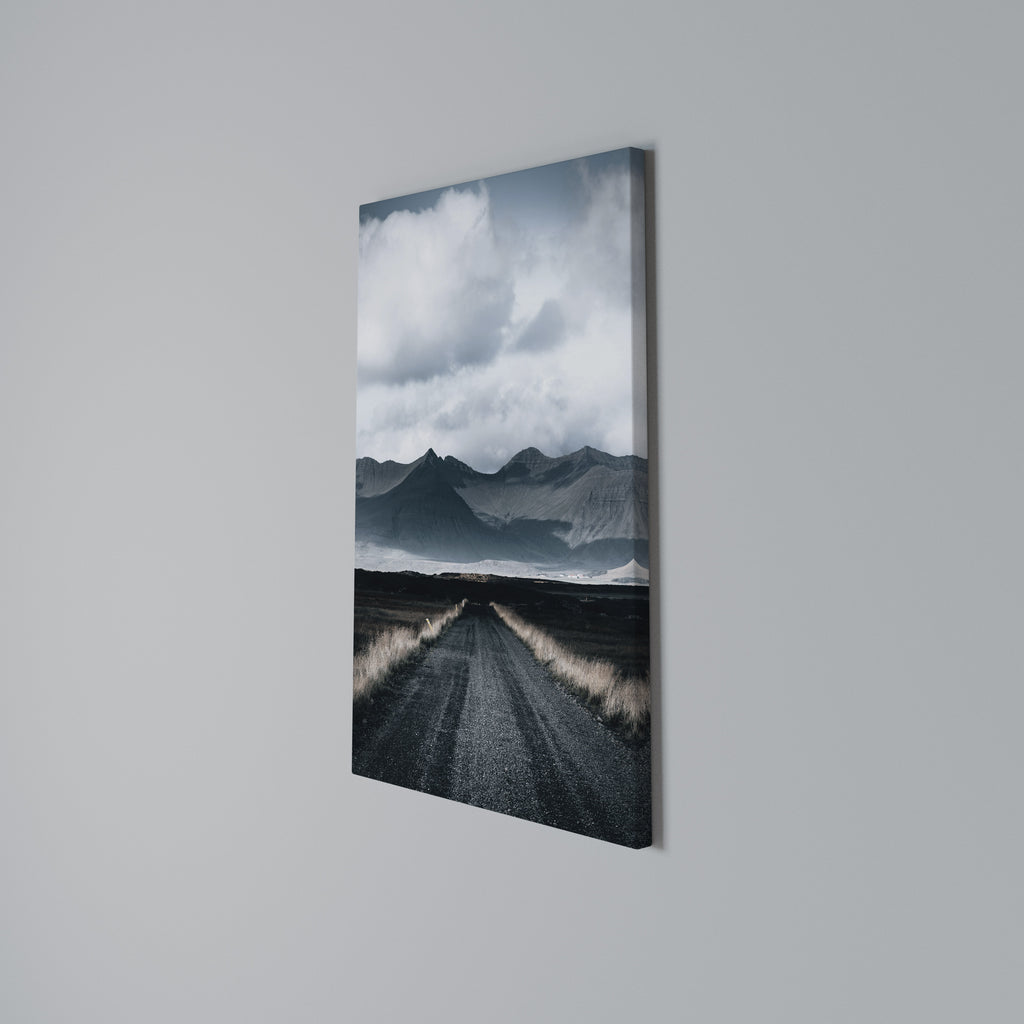 FOGBOUND HEIGHTS Quadro em tela vertical
