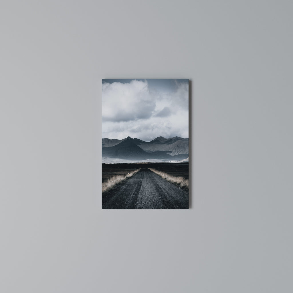 FOGBOUND HEIGHTS Quadro em tela vertical
