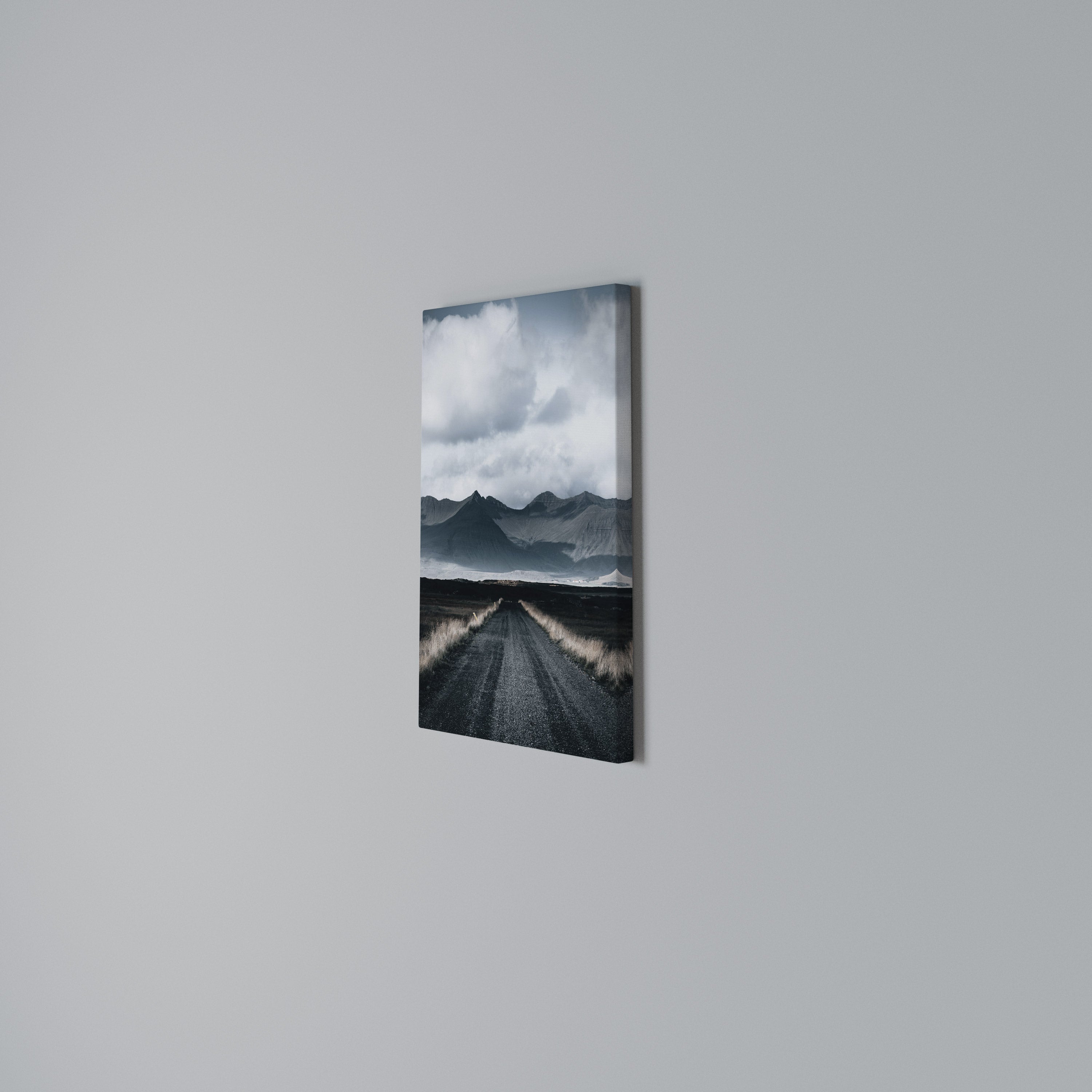 FOGBOUND HEIGHTS Quadro em tela vertical