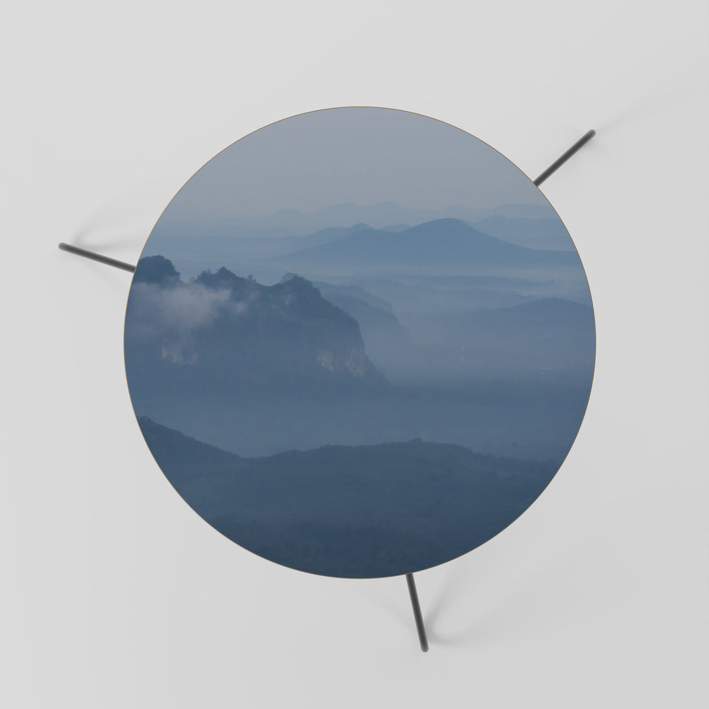 MISTY MOUNTAIN WHISPER Mesa de Centro 60