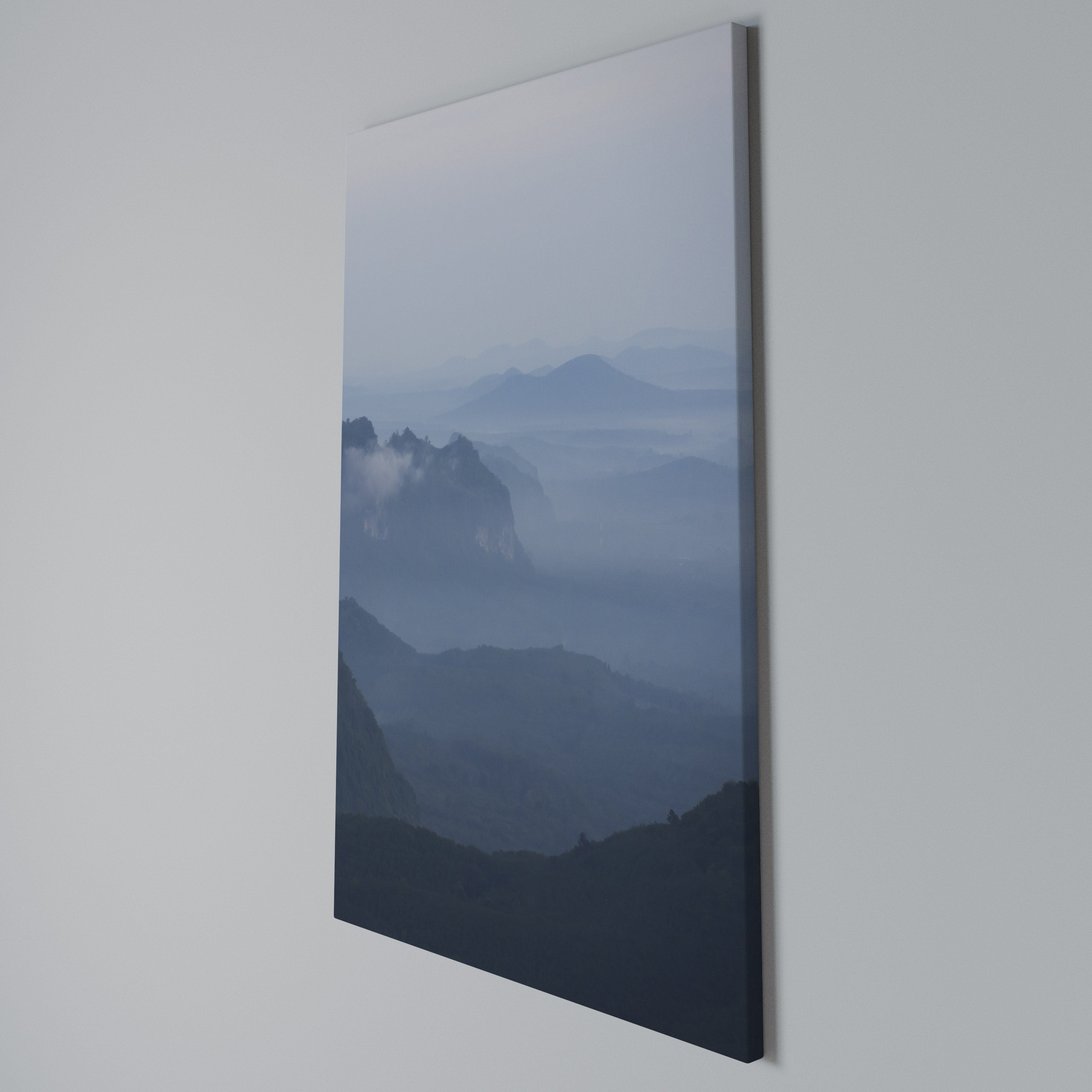 MISTY MOUNTAIN WHISPER Quadro em tela vertical