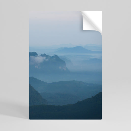 MISTY MOUNTAIN WHISPER Póster Autocolante Vertical