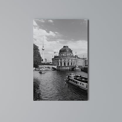 GHOSTS OF HISTORY Quadro em tela vertical