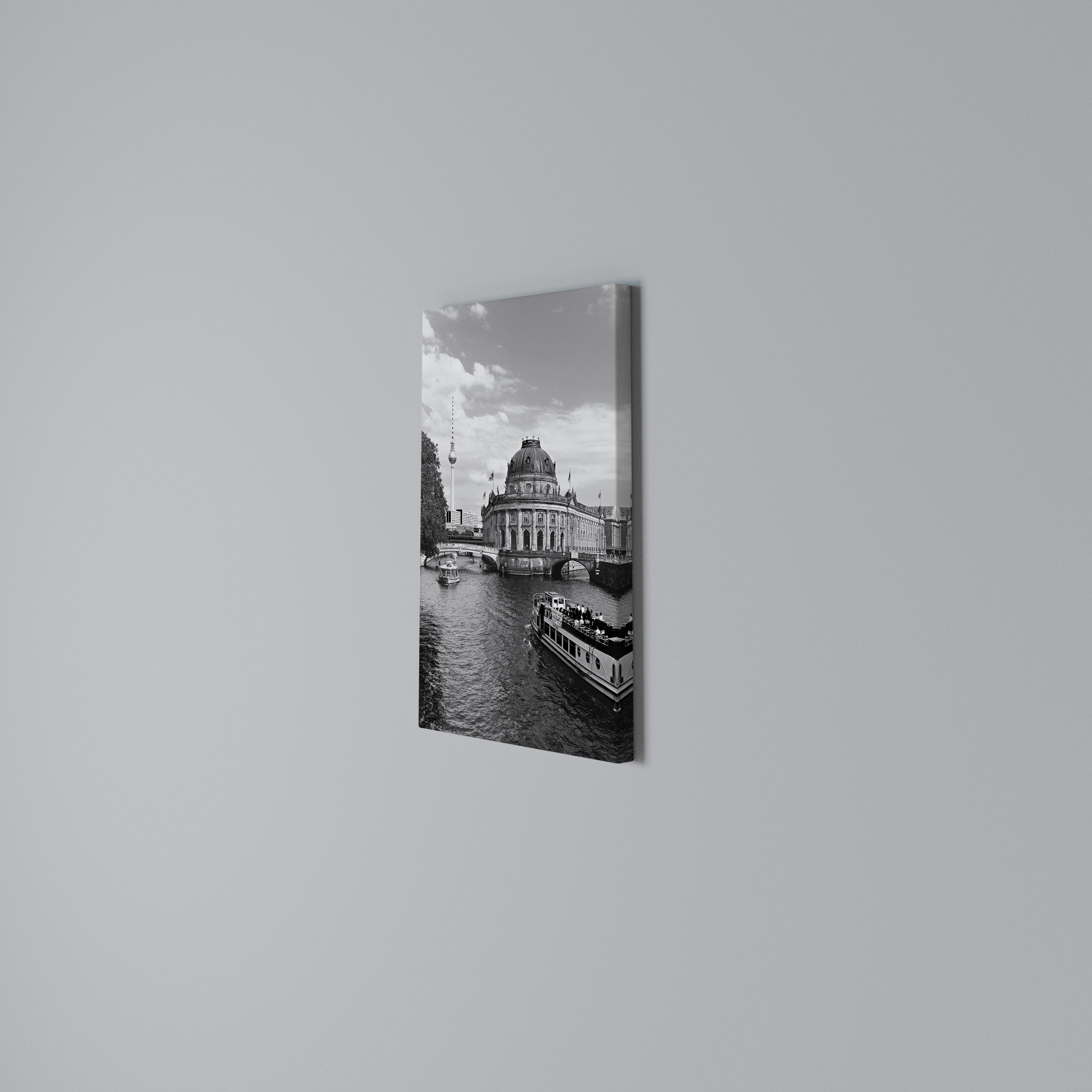GHOSTS OF HISTORY Quadro em tela vertical