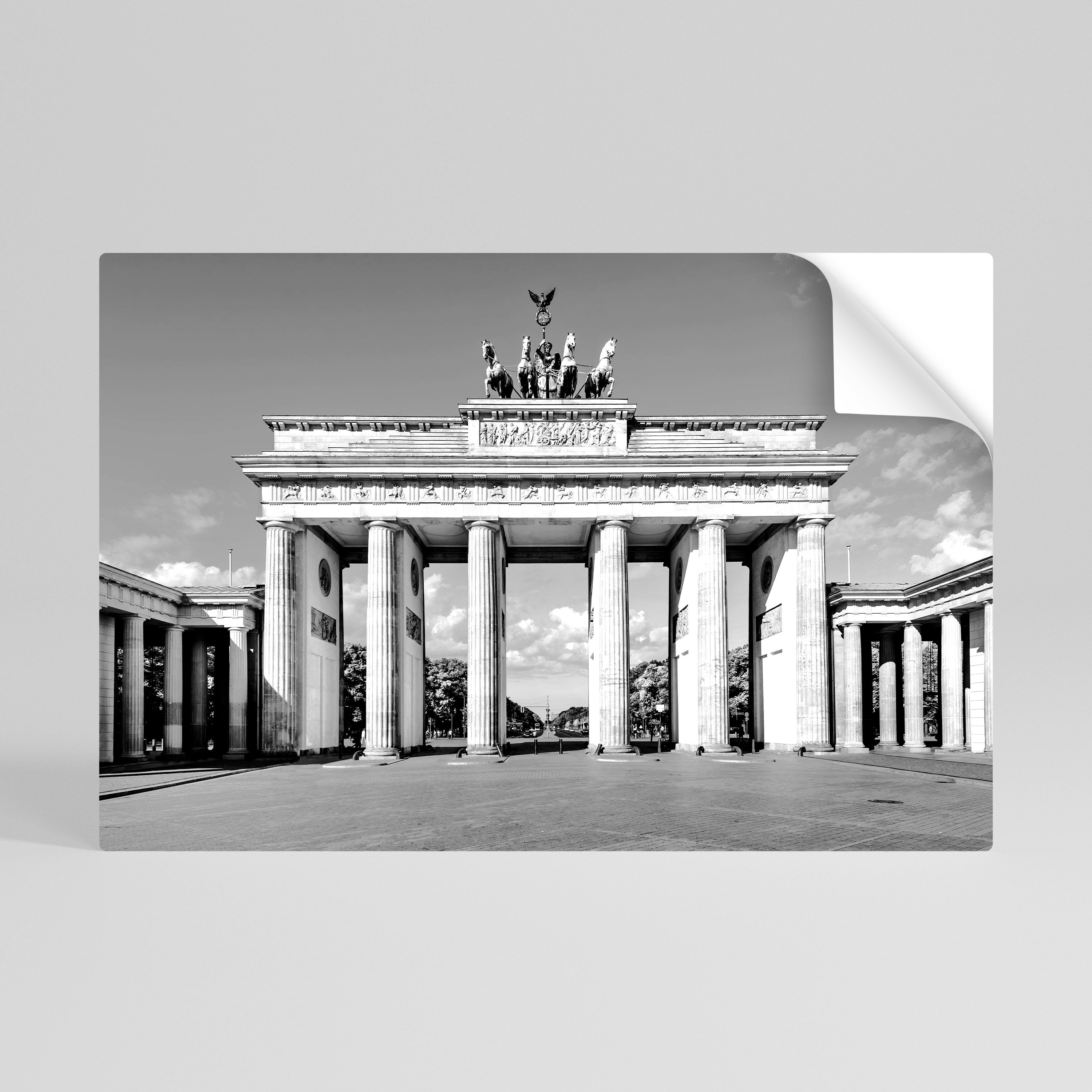 ECHOES OF HISTORY Póster Autocolante Horizontal