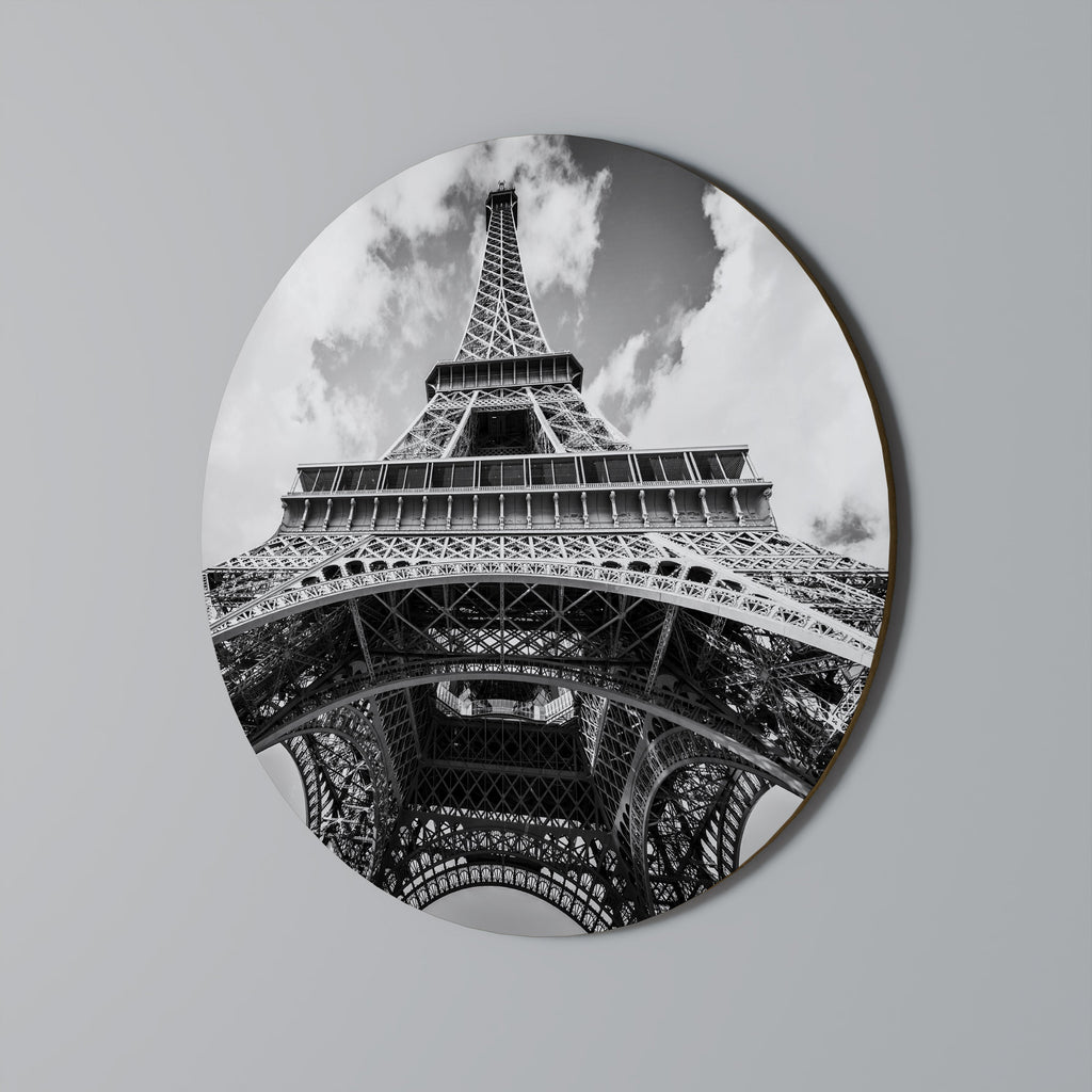 TIMELESS EIFFEL PERSPECTIVE Round Wall Art