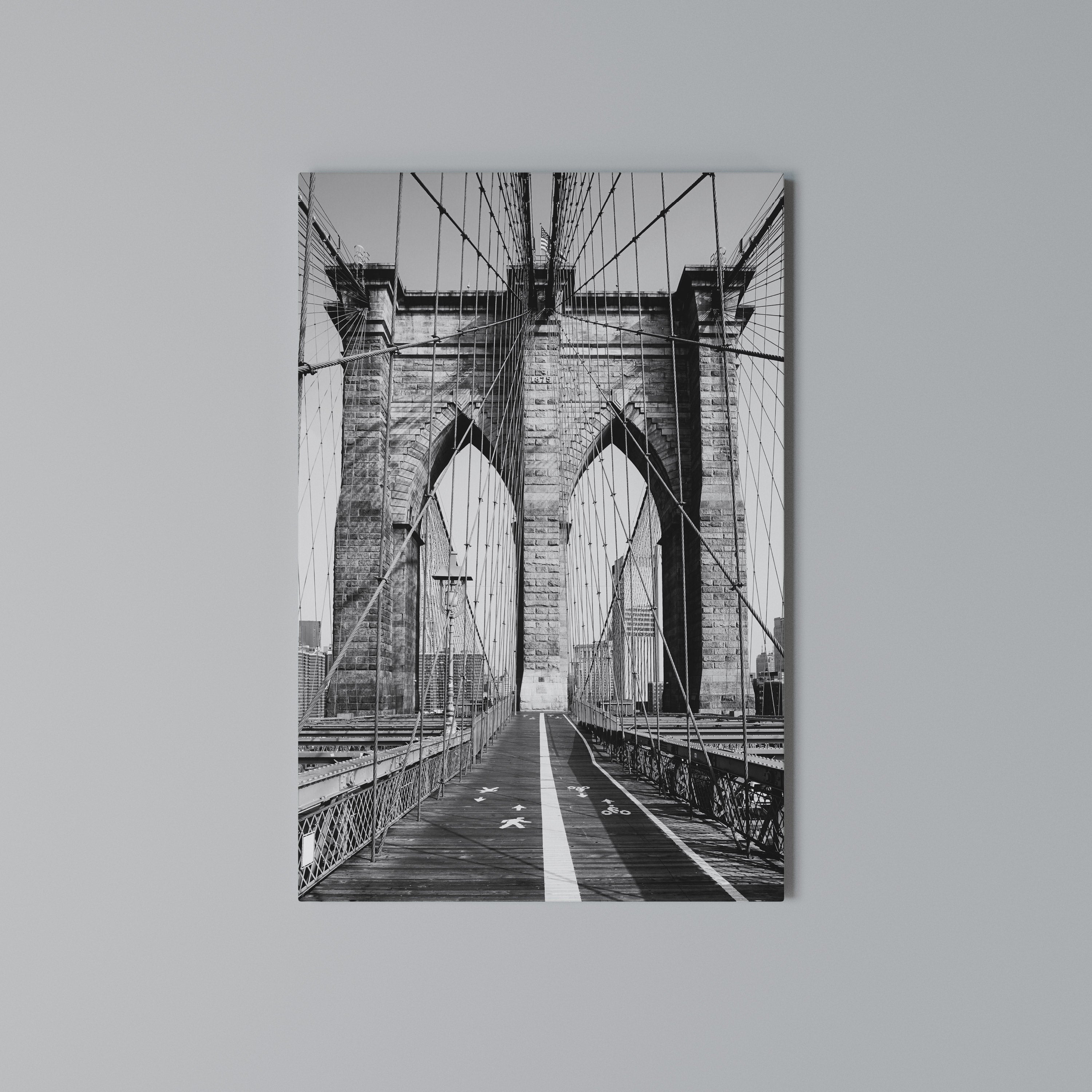 STRINGS OF HISTORY Quadro em tela vertical